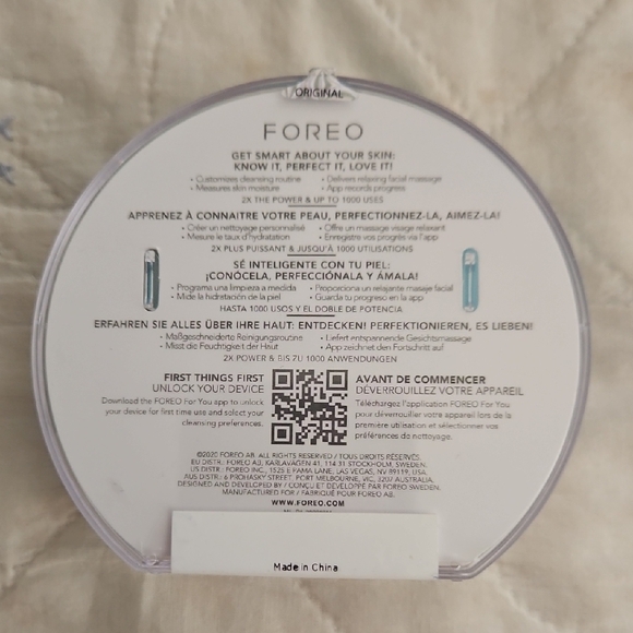 FOREO Luna Play Smart 2 in Aqua Blue - Picture 4 of 8